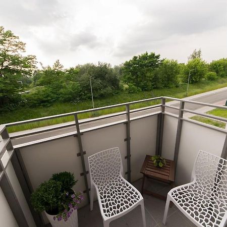 Cosy Studio With Private Garage P4You Pl Appartamento Cracovia Esterno foto