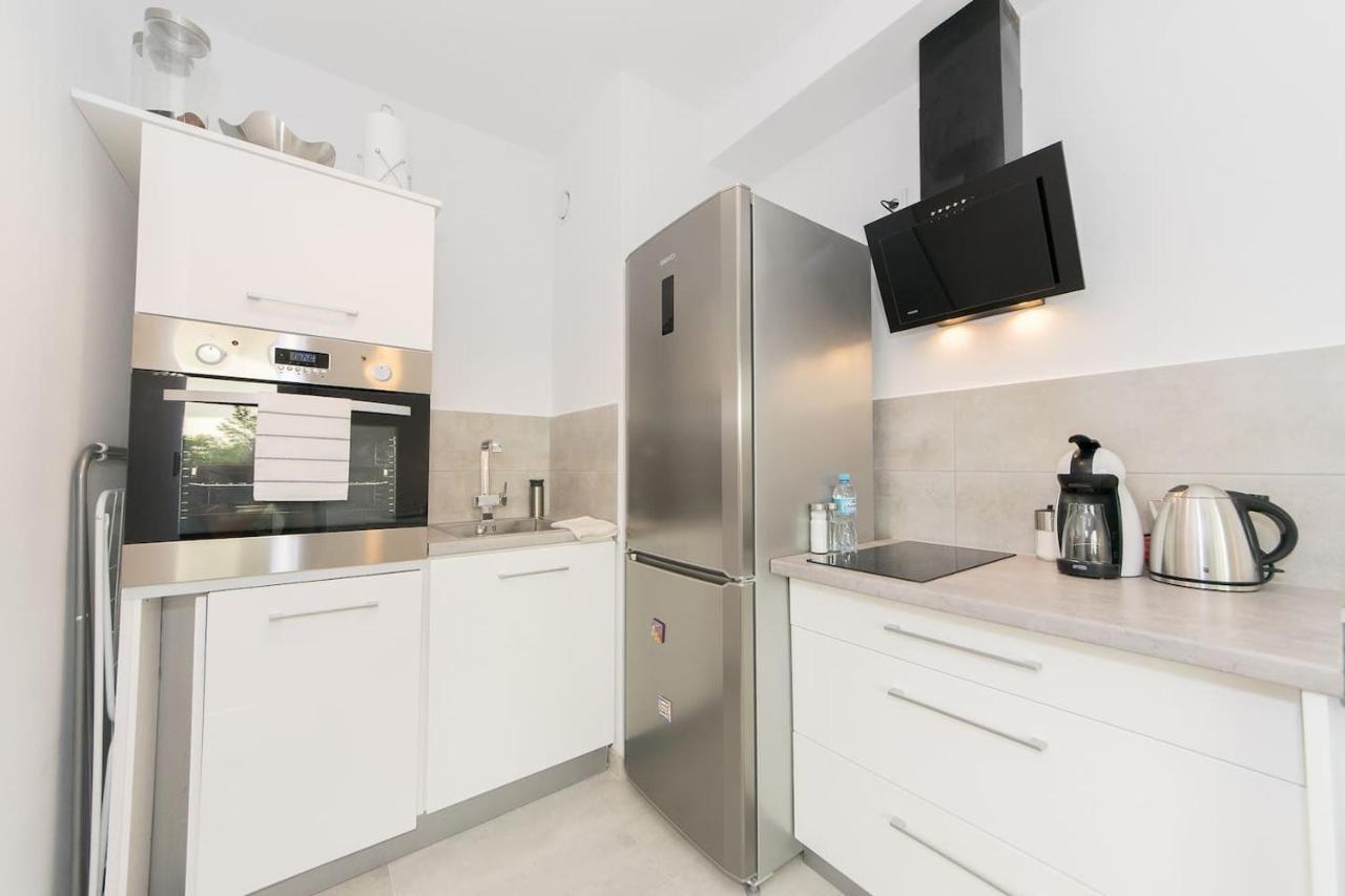 Cosy Studio With Private Garage P4You Pl Appartamento Cracovia Esterno foto